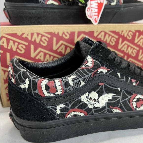 Vans Old Skool Glow Frights Black Men's Classic Skate Shoes - Picture 4 of 9